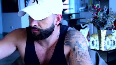 Lukhas f4f online show from 25, 2, 2025