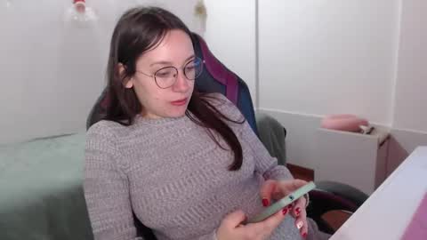 Vicky online show from 8, 1, 2025