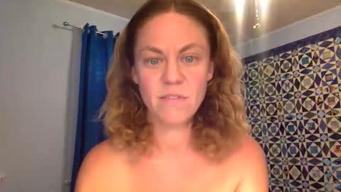 Snapshot of lullabyofbroadway chatting on 20, 5, 2026 lullabyofbroadway online show from 20, 5, 2026