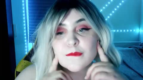 Snapshot of lulovia chatting on 25, 3, 2026 lulovia online show from 25, 3, 2026