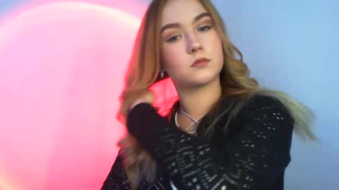 Lulu Baby18 online show from 8, 2, 2025