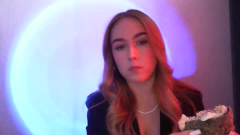 Lulu Baby18 online show from 9, 2, 2025