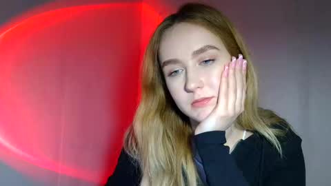 Lulu Baby18 online show from 28, 2, 2025