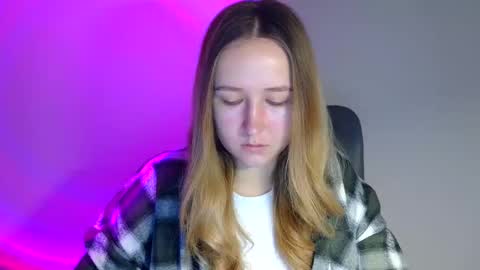 Lulu Baby18 online show from 23, 11, 2025