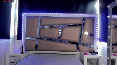 elizabeth online show from 14, 9, 2025