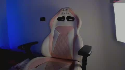 elizabeth online show from 29, 9, 2025