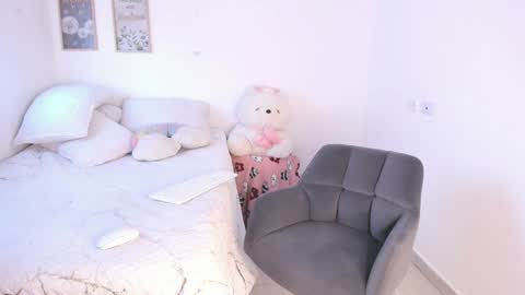 Snapshot of lulu_russell chatting on 7, 12, 2024 LULU online show from 7, 12, 2024