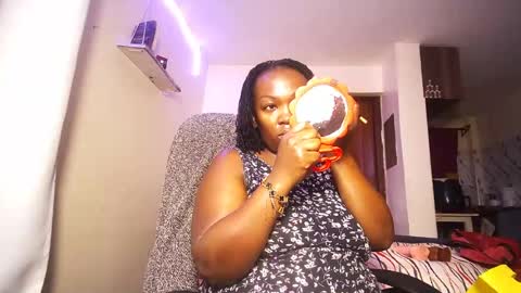 Snapshot of lulu_sparks1 chatting on 4, 7, 2026 lulu_sparks1 online show from 4, 7, 2026