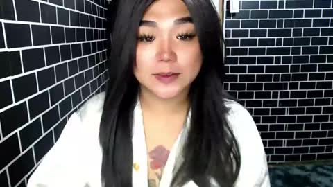 Snapshot of lulua_kho chatting on 8, 12, 2024 Kitty 3 online show from 8, 12, 2024