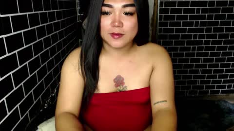 Snapshot of lulua_kho chatting on 22, 12, 2024 Kitty 3 online show from 22, 12, 2024