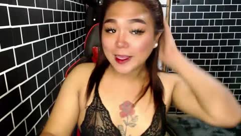 Snapshot of lulua_kho chatting on 14, 1, 2025 Kitty 3 online show from 14, 1, 2025