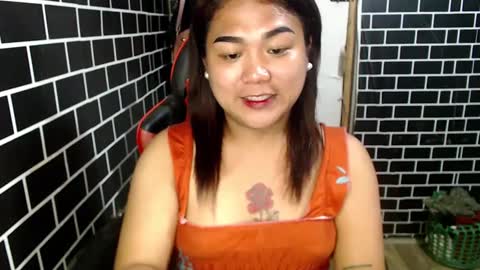 Snapshot of lulua_kho chatting on 10, 2, 2025 Kitty 3 online show from 10, 2, 2025