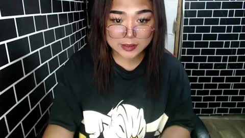 Snapshot of lulua_kho chatting on 12, 2, 2025 Kitty 3 online show from 12, 2, 2025