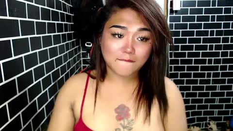 Snapshot of lulua_kho chatting on 24, 2, 2025 Kitty 3 online show from 24, 2, 2025