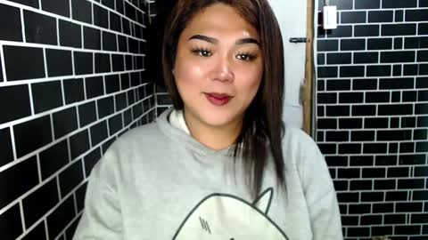 Snapshot of lulua_kho chatting on 28, 2, 2025 Kitty 3 online show from 28, 2, 2025