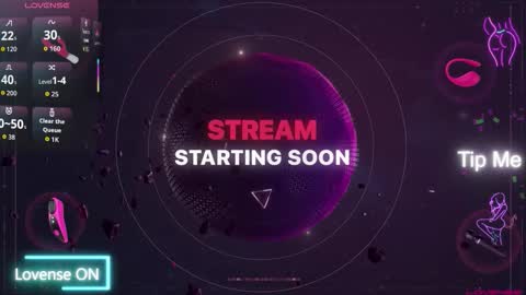 Snapshot of luluubloomm chatting on 10, 10, 2025 Lulu online show from 10, 10, 2025