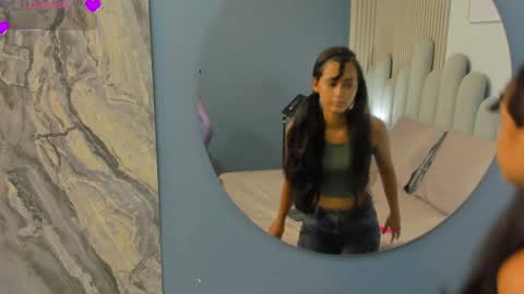luly_dreams online show from 10, 4, 2026
