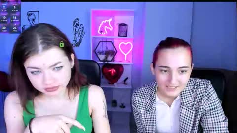 Snapshot of lumera_gentle chatting on 19, 12, 2025 lumera_gentle online show from 19, 12, 2025