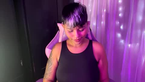 Snapshot of luna__cute chatting on 1, 2, 2025 Luna online show from 1, 2, 2025