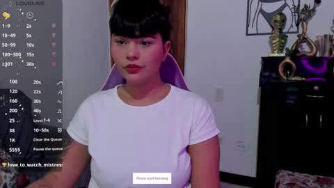 Snapshot of luna__cute chatting on 7, 10, 2025 Luna online show from 7, 10, 2025