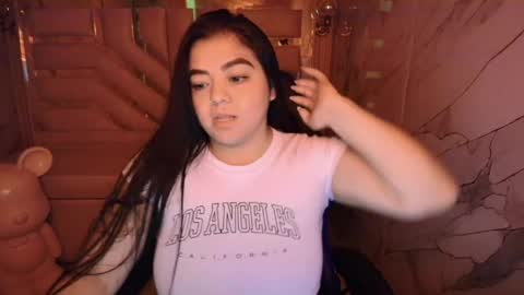 Snapshot of luna__r_ chatting on 25, 4, 2026 Luna online show from 25, 4, 2026