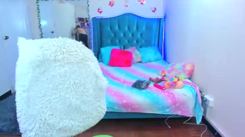 luna_analya online show from 13, 9, 2025