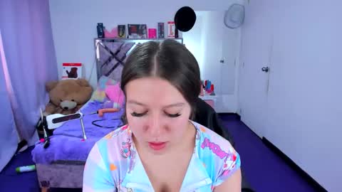 luna_analya online show from 9, 3, 2026