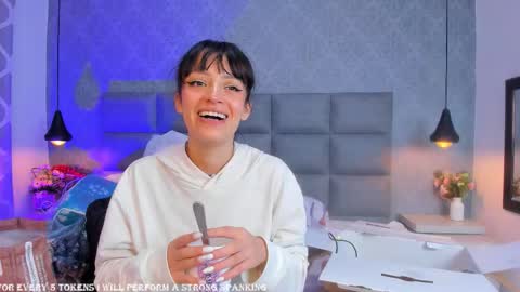 Luna online show from 7, 2, 2026