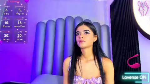 luna_bella_23 online show from 18, 6, 2026