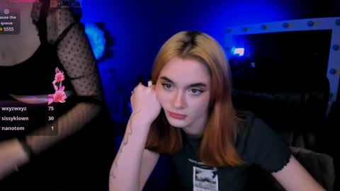 luna_berryy online show from 26, 1, 2025