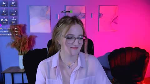 luna_berryy online show from 8, 3, 2026