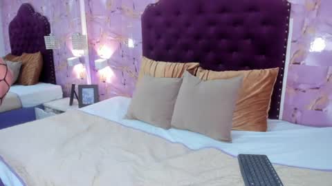 Snapshot of luna_bloomm_ chatting on 16, 7, 2026 Luna Bloom online show from 16, 7, 2026