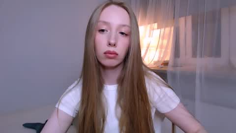 Luna online show from 9, 4, 2026