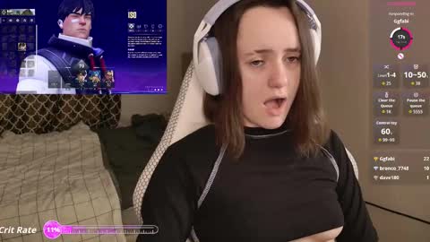 luna_loveeee online show from 4, 12, 2025