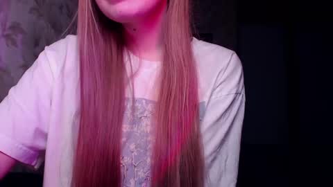 Luna online show from 2, 1, 2025