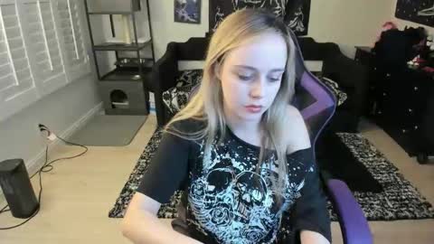 Luna online show from 20, 2, 2026