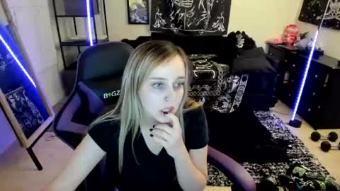 Luna online show from 2, 7, 2026