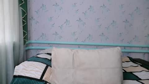 luna_lure11 online show from 6, 11, 2025