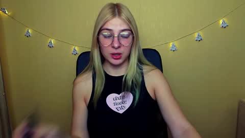 Luna online show from 5, 12, 2024