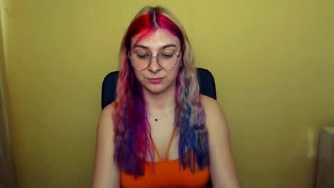 Luna online show from 25, 2, 2025