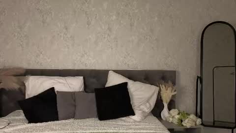 Snapshot of luna_mee chatting on 30, 4, 2026 Adele online show from 30, 4, 2026