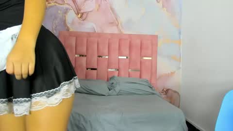 Luna  online show from 5, 2, 2025