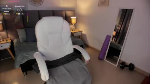 Snapshot of luna_tagliaferri chatting on 29, 5, 2026 Luna online show from 29, 5, 2026