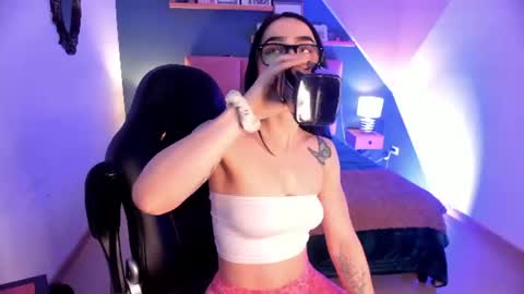 Luna online show from 10, 7, 2026