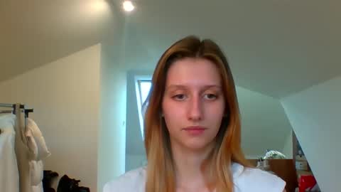 L U N A  online show from 30, 12, 2024