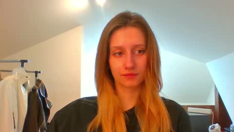 L U N A  online show from 26, 2, 2025