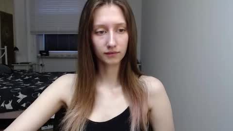 L U N A  online show from 10, 2, 2026