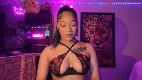 lunaa_11 online show from 9, 5, 2026