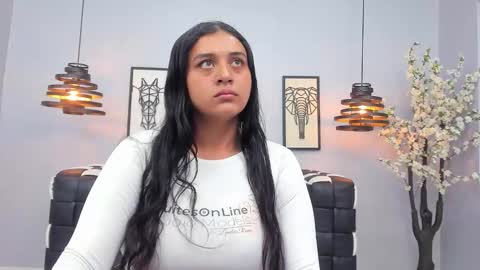 Snapshot of lunaa_abril chatting on 26, 2, 2026 Luna Abril online show from 26, 2, 2026