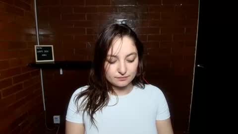 Snapshot of lunaa_m_ chatting on 24, 2, 2025 lunaa_m_ online show from 24, 2, 2025